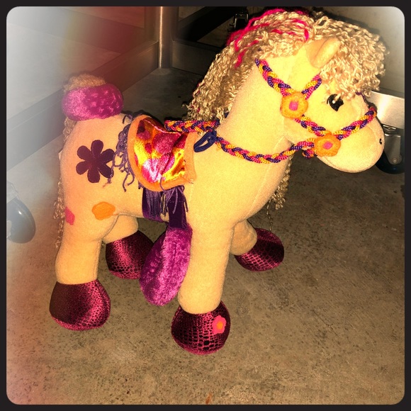 GROOVY GIRLS PRIMROSE HORSE new with tag GROOVY GIRLS PRIMROSE HORSE new with tag